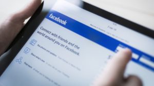 How to Spy on Facebook Using Mobile Spy Apps?